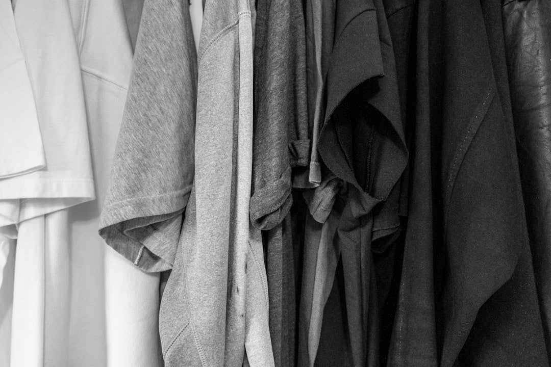 Apparel & Clothing accessories
