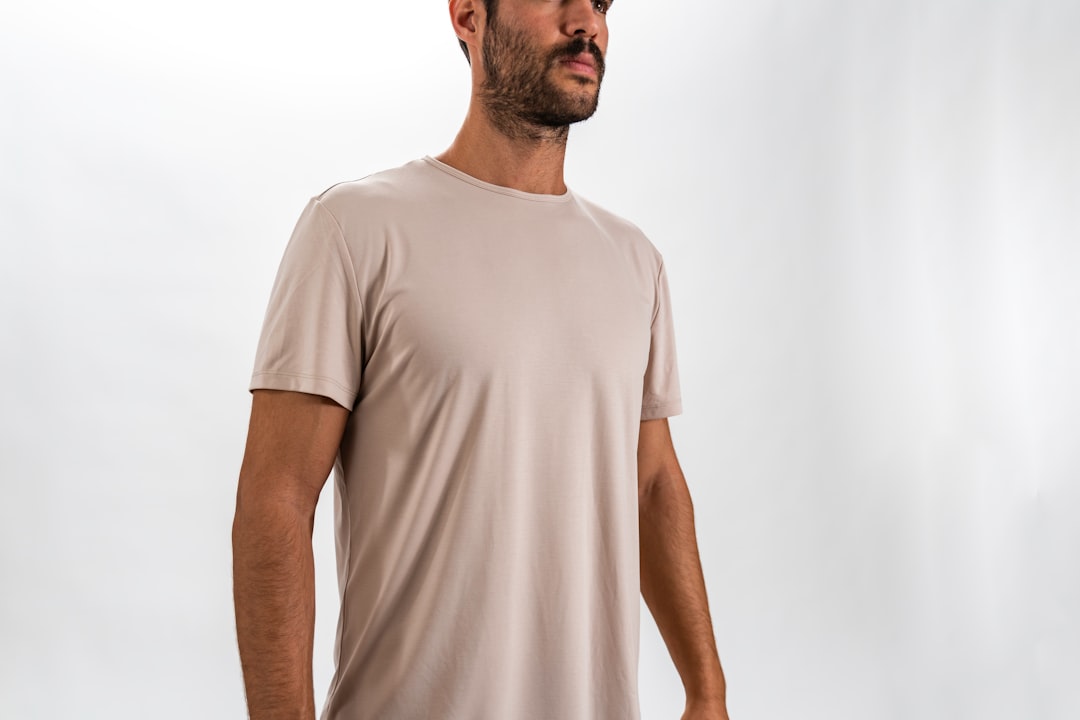 Apparel & Clothing accessories