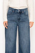 TUMMY CONTROL HIGH RISE A-WIDE JEANS