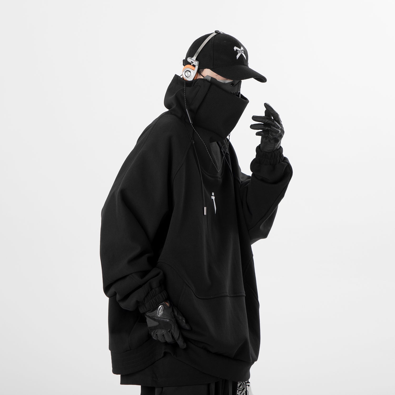 HiH49 Precision High Neck Black Sweater