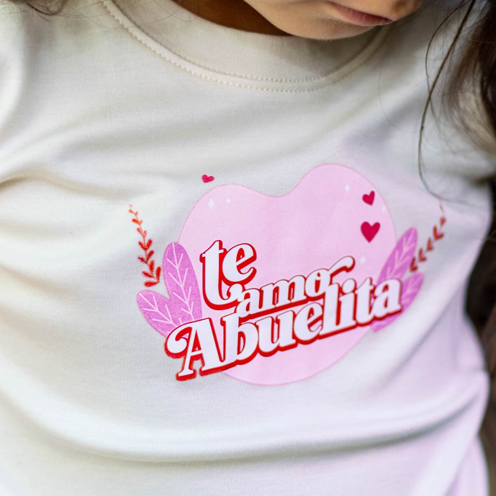 "Te Amo Abuelita" Organic Cotton Graphic Tee