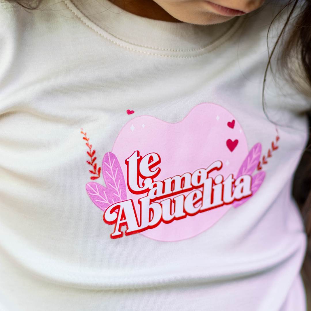 "Te Amo Abuelita" Organic Cotton Graphic Tee
