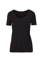 EGI Luxury Cotton Underwear Invisible Seamless Clean-Cut Scoop Neck T-Shirt. Made in Italy.
