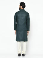 Kisah Men Green Off-White Solid Kurta With Churidar Jacket, Full Sleaves, Knee Length, Straight, Regular Fit, Mandarin Collar Et