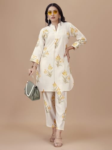 Womanista Women Silk Blend Printed Co Ord Set