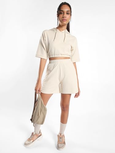 Nobero Women'S Sand Constance Popcorn Textured Co-Ord Set, Beige Popcorn Textured Co-Ord Set, Hooded Crop Top & Shorts Set, L