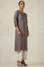 Soch Womens Grey Rayon Solid Kurta With Thread Work