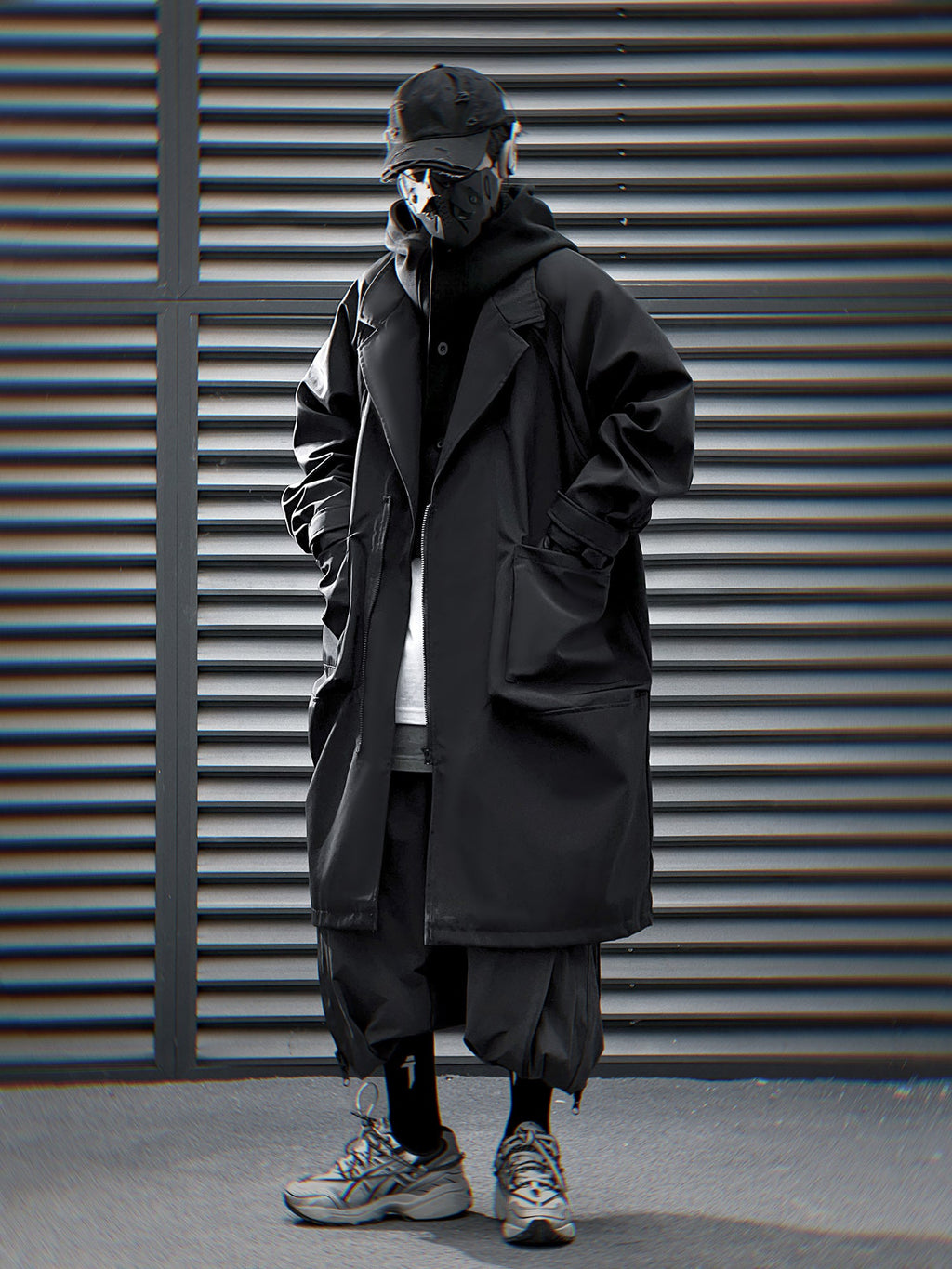 HiJ36 Black Urban Trench Coat