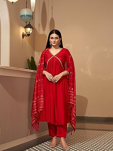 Womanista Silk Blend Women Alia Cut Stone Work Kurta