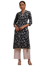 Soch Women Cotton Floral Print Kurta Thread Work