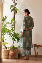 ANNI DESIGNER Womens Rayon Viscose Straight Printed Kurta with Pant (Robin Pista_L_Pista_Large)