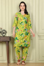 W For Woman Green Floral Printed Pure Cotton Straight Kurta And Pants Co-Ord Set