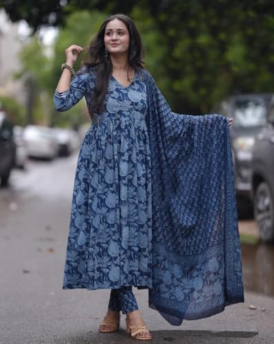 ANNI DESIGNER Womens Rayon Blend Anarkali Printed Kurta with Pant & Dupatta (Tithi Blue_XL_Blue_X-Large)