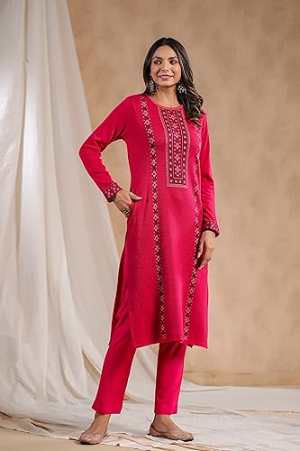 Ishin WomenS Pink Jacquard Style Ethnic Motifs Straight Winterwear Kurta