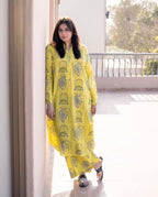 ANNI DESIGNER Womens Rayon Viscose Straight Printed Kurta with Palazzo (Canva Yellow_M_Yellow_Medium)