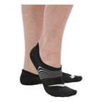 Nike Women's Everyday Plus Lightweight Training Footies (3 Pair), No Show Socks for Women with Anti-Slip Gripping, Black/White,