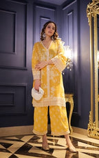 Lookmark Women'S Cotton Blend Kurta And Pant-Suitable For Every Indian Occasion