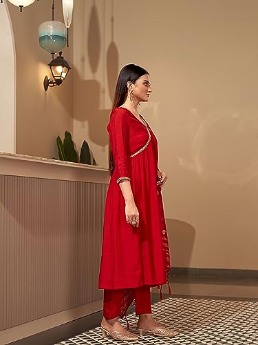 Womanista Silk Blend Women Alia Cut Stone Work Kurta