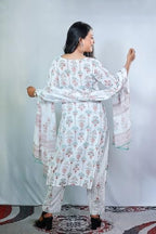 Pinkmint WomenS Printed V Neck Kurta And Pant Set With Dupatta (Pack Of 1)