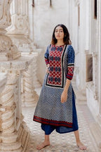 ANNI DESIGNER Women Vicose Rayon Regular Fit Printed Straight Kurta
