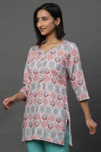 Aurelia WomenS Cotton Floral Regular Kurti (24Fea30415_Pink