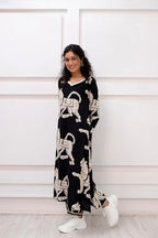 ANNI DESIGNER Womens Cotton Blend Printed Straight Kurta with Pant (Lanka Black_2306 Medium)