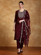 Varanga Women Ethnic Motifs Embroidered Regular Kurta With Trousers & With Dupatta
