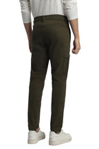 Dennis Lingo Mens Cotton Lycra Full Length Solid Slim Fit Cargo Trousers Olive