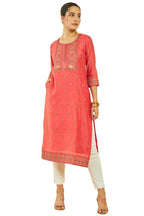 Soch Womens Pink Chanderi Embroidered Scoop-Neck Straight Kurta With Pocket