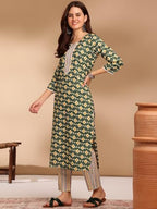 Kurta Set: Radiate Style And Sophistication! Elevate Your Look With Our Cotton Blend Printed Kurti Pant Sets! Green