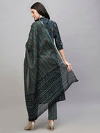 ANNI DESIGNER Womens Cotton Blend Straight Printed Kurta with Pant & Dupatta (Vakula Green_S_Green_Small)