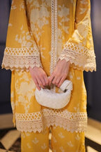 Lookmark Women'S Cotton Blend Kurta And Pant-Suitable For Every Indian Occasion