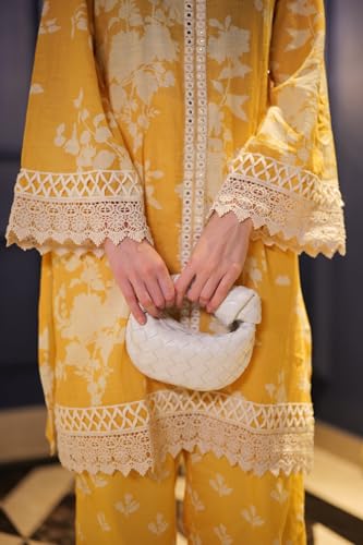 Lookmark Women'S Cotton Blend Kurta And Pant-Suitable For Every Indian Occasion