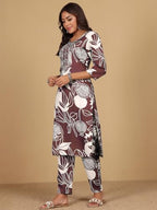 Varanga Women Round Neck Bold Print Kurta Set