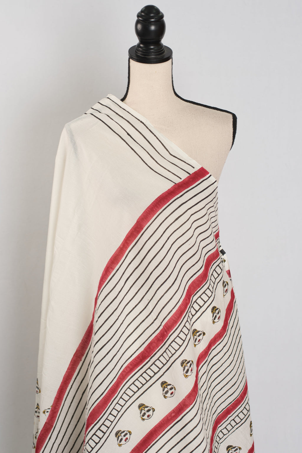 Sandhi: White & Black Contemporary Printed Mulmul Cotton Saree