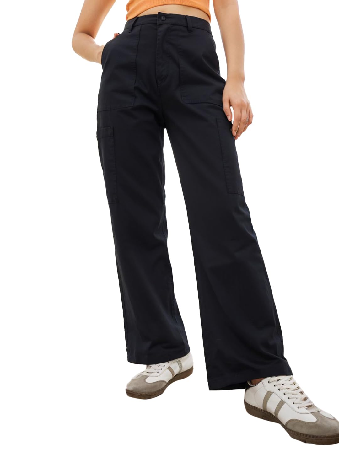 Bewakoof WomenS Solid Oversized Fit Cotton Elastane Cargo Carpenter Pants_628257_Black_34