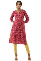 Soch Womens Fuchsia Cotton Floral Print Straight Kurta With Gotta Patti Work