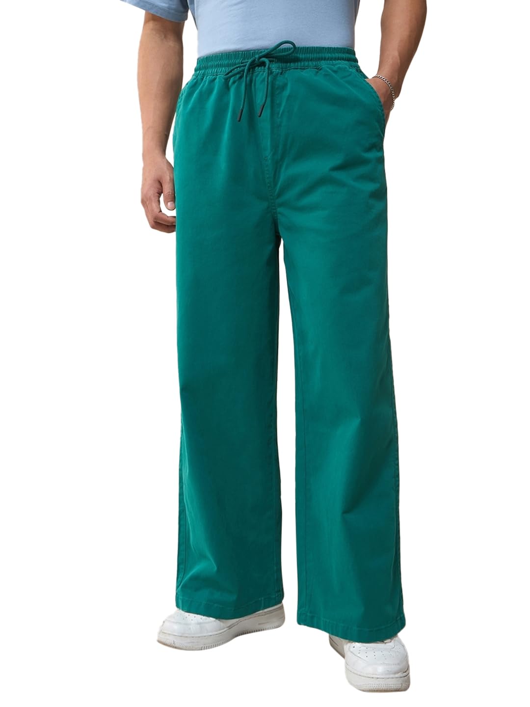 Bewakoof Mens Solid Straight Fit Cotton Spandex Pant_617416_Green_28