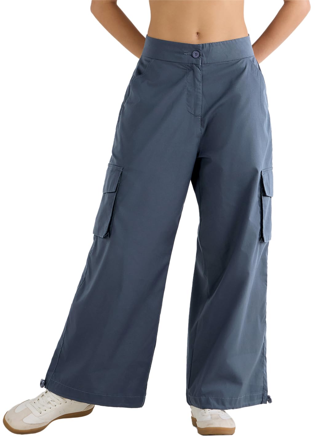 Bewakoof Womens Solid Oversized Cargo Pants_609845_Blue_26