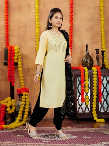 Aarika Girls Gajri Colour Cotton Blend Kurti