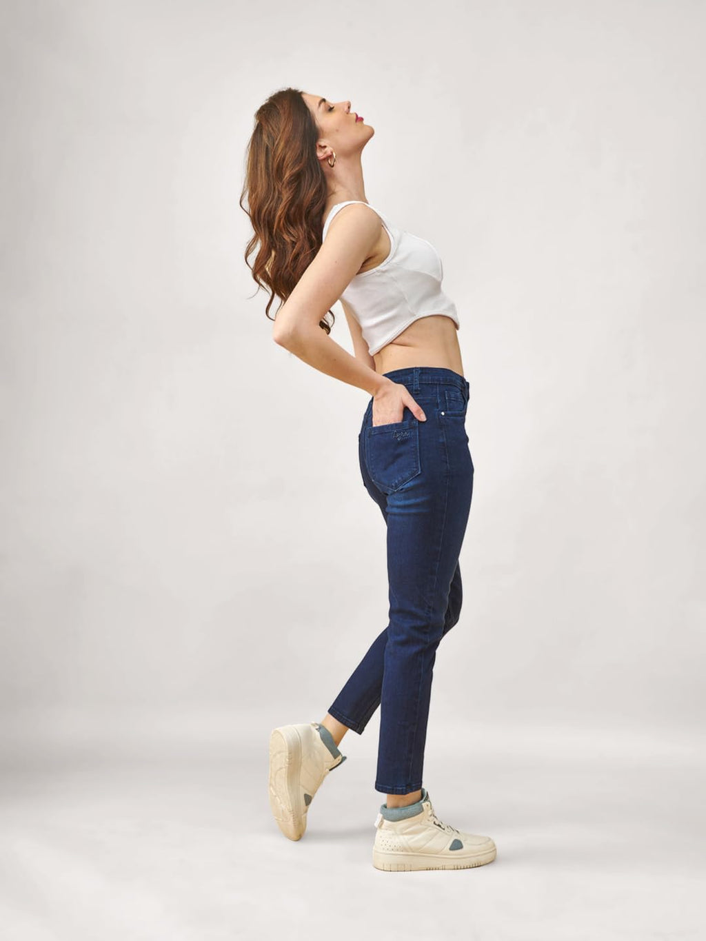 Lyra WomenS Mid-Rise Slimfit Ankle Length Jeans|Stretchable Fabric For Comfort|Trendy & Stylish Denim|Size - 32
