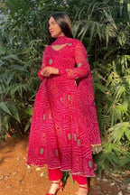 Flosive Women'S Present Bandhani Print Kurta With Dupatta