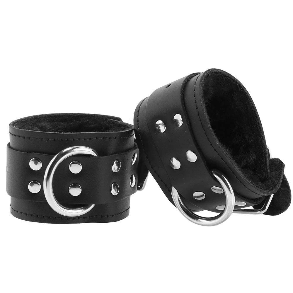 Wrist Restraints Black Faux Fur