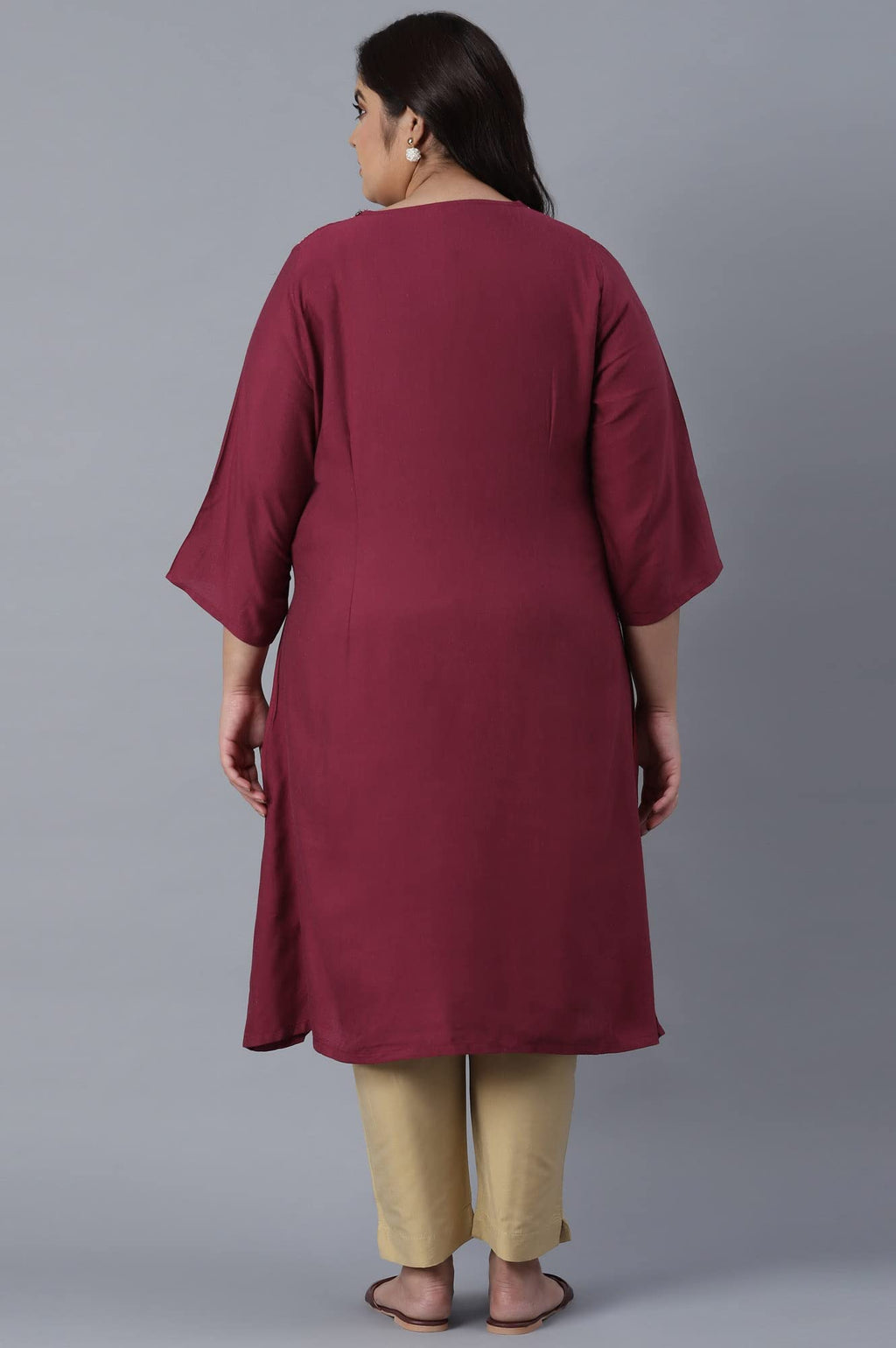 W For Woman Women'S Rayon Regular Fit A-Line Kurta With Embroidery