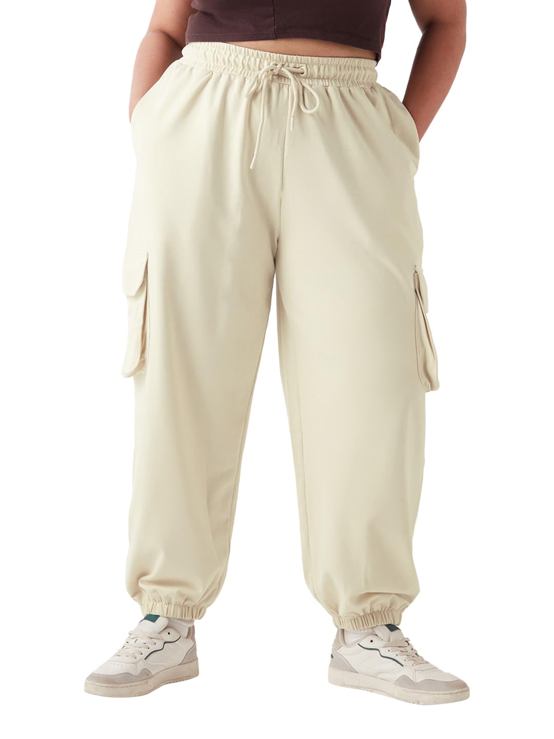 Bewakoof Air 1.0 Womens Solid Super Loose Fit Terry Plus Size Joggers_646953_White_3XL