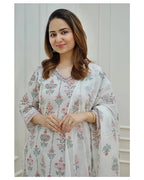 Yashika Women Cotton Blend Kurta Set: Unleash Your Inner Diva: Embrace The Ethnic Charm With Our Exquisite Collection Of Printed Kurtis, Pants, And Dupattas!