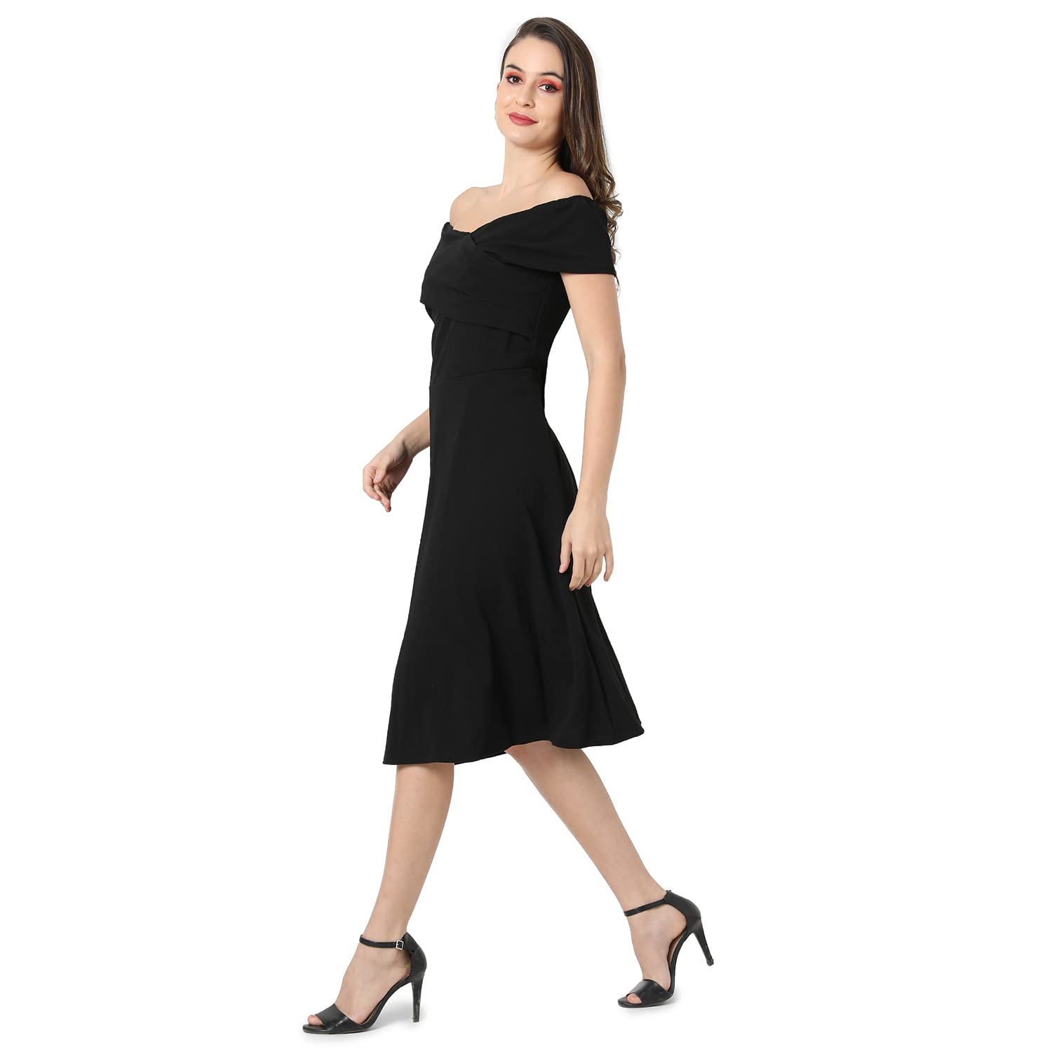 Campus Sutra Women Solid Off-Shoulder Casual Dresses(Ssmr22_Cswssdr5350)