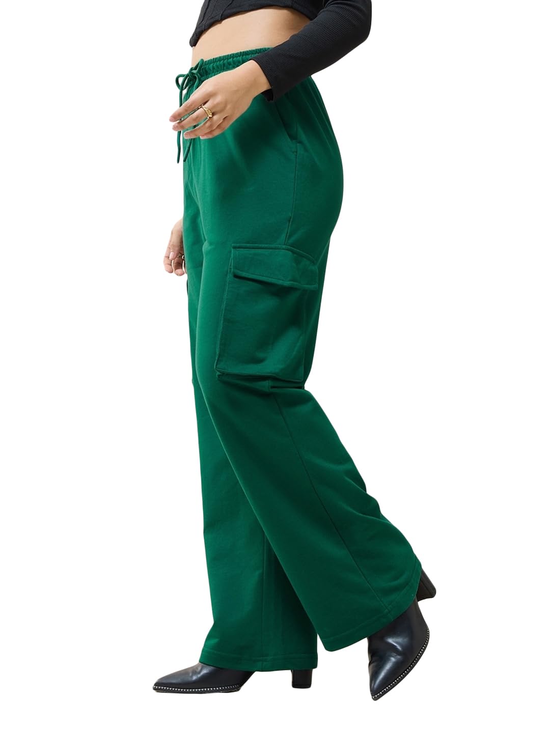 Bewakoof Air 1.0 Womens Solid Regular Fit Cargo Mid Rise Trousers_604234_Green_Large