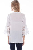 EMB BLOUSE WITH CROCHET SLEEVES