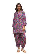 LookMark Kurta Set: Ethnic Finesse Redefined: Add a Touch of Grace to Your Wardrobe with Our Cotton Blend Printed Kurti Pant Set
